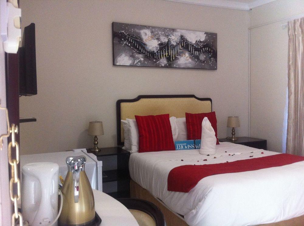 Hill View Inn Serowe Eksteriør bilde