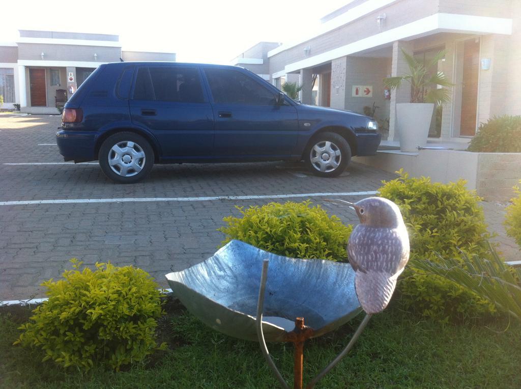 Hill View Inn Serowe Eksteriør bilde